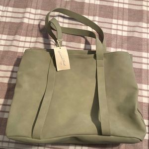 Universal Thread Tote - GREEN